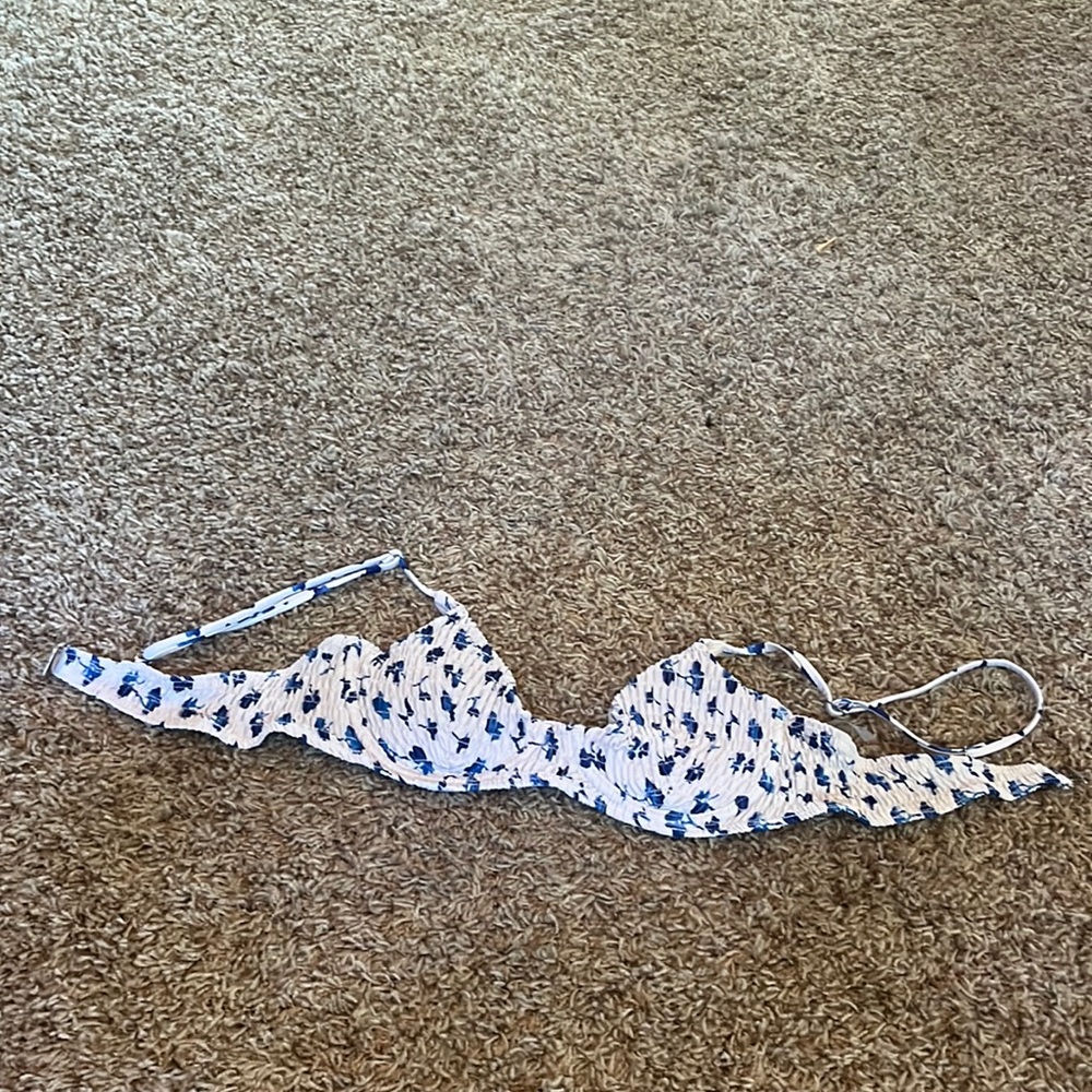 SHEIN small underwire blue and white floral bikini top.
